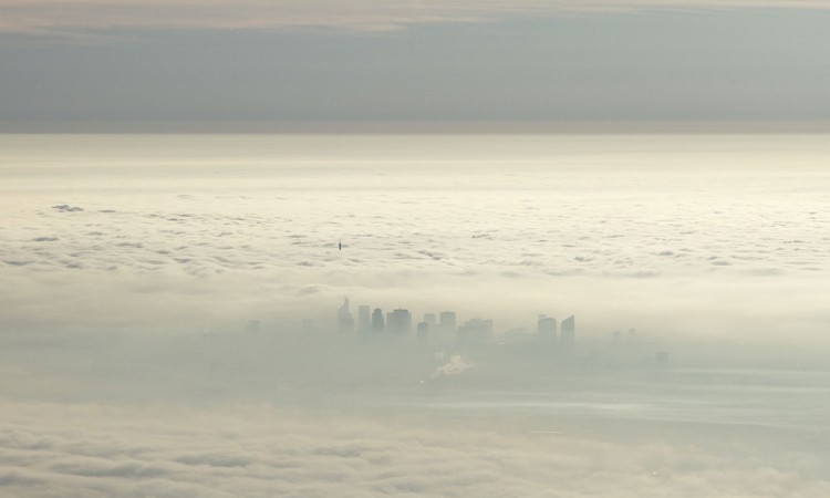 Paris vu du ciel-nuages-01- Photographie par Muriel Marchais.